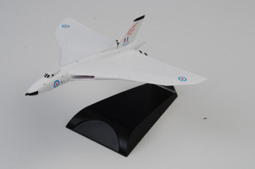 F-14B Tomcat US Navy VF-143 Pukin' Dogs 1/200 GULLIVER200 Diecast