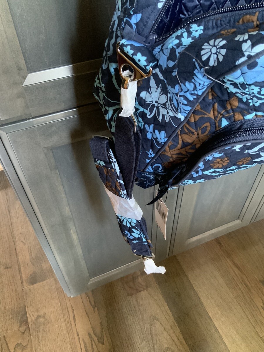 VERA BRADLEY Weekender Travel Bag. JAVA FLORAL - Carry-on