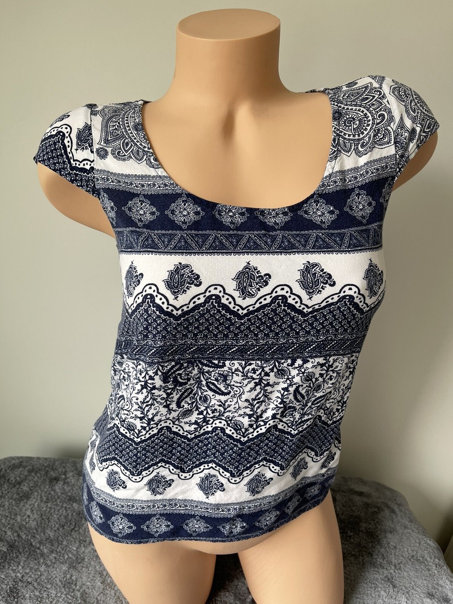 Pink Rose Top womens Size S Blue And White Cap Sleeve zip back