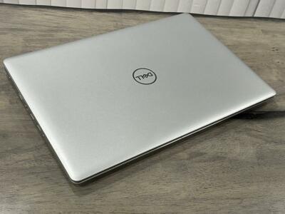 Dell Inspiron 5570 15.6