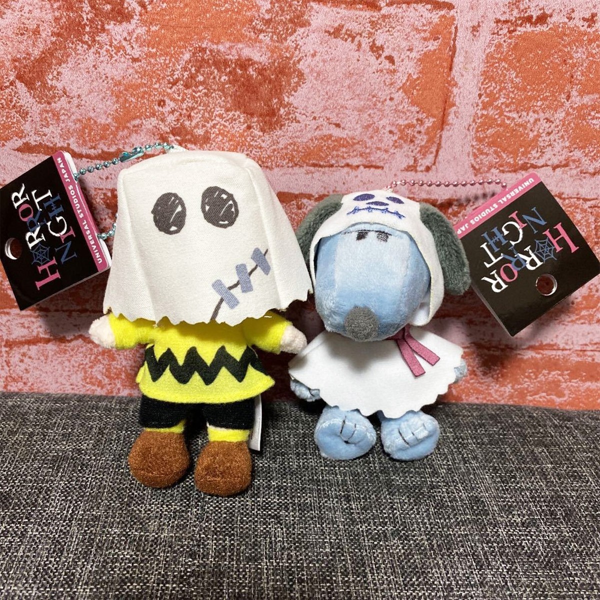 USJ HALLOWEEN HORROR NIGHT Snoopy Charlie Brown Small Plush Key