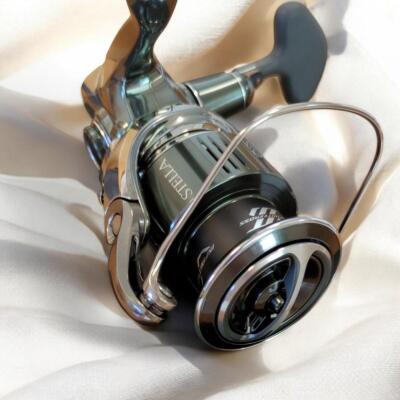 Near Mint] Shimano 22 Stella 4000XG Spinning Reel Ship w/Box