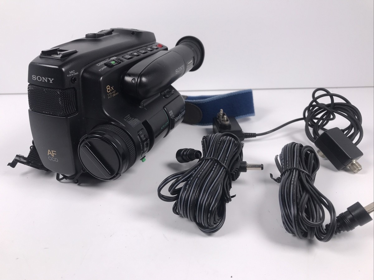 Sony Handycam CCD-TR6 Black Autofocus Video8 8x Optical Zoom