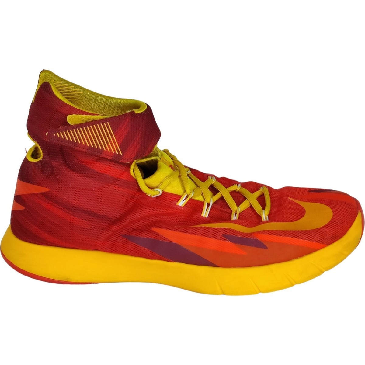 Nike Zoom 630913-600 HyperRev Cavs 2014 Red Kyrie Irving Size 11.5