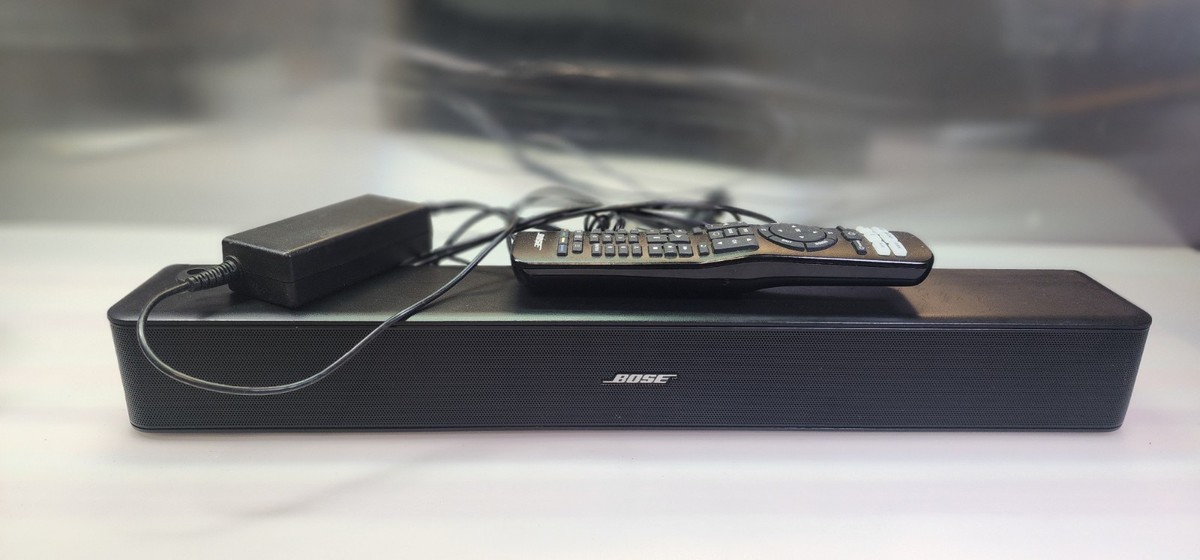 Bose solo5 ボーズ ソロ5 サウンドバー 本体とリモコン付き Bose Solo
