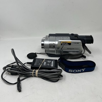 Sony Handycam CCD-TRV118 Video Hi8 Camcorder Nightshot - *FOR