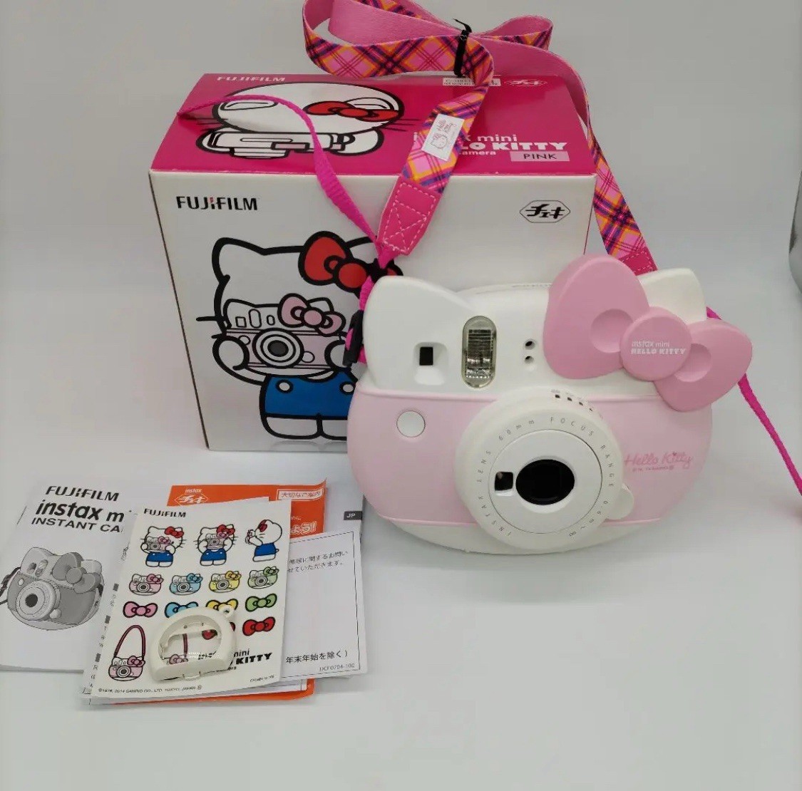 Sanrio Hello kitty Fujifilm Instax Mini 10 Instant Film Camera
