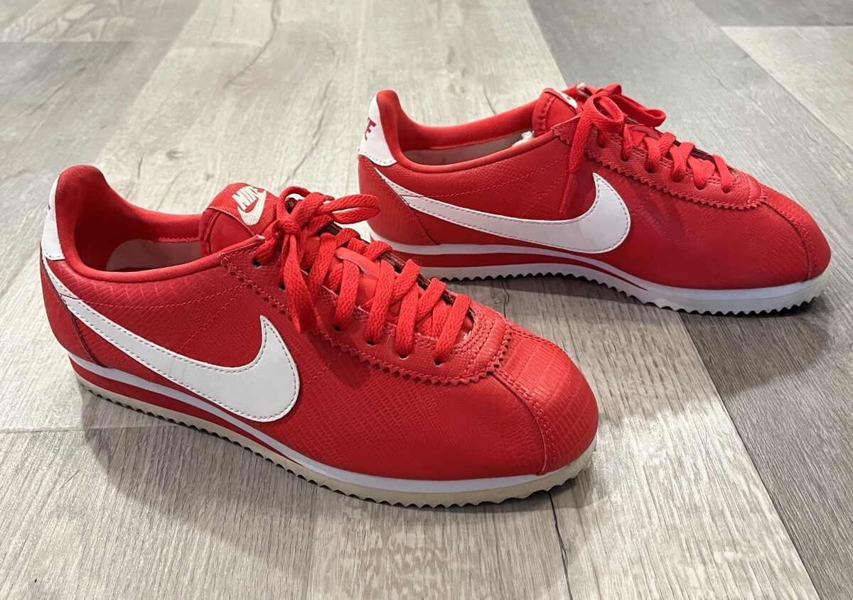 Nike Women's Classic Cortez Snakeskin Red Shoes (398436-610