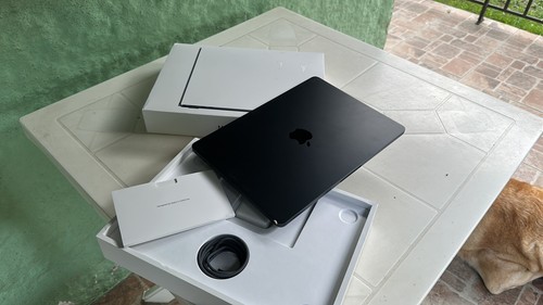 Apple Macbook Air 13.6