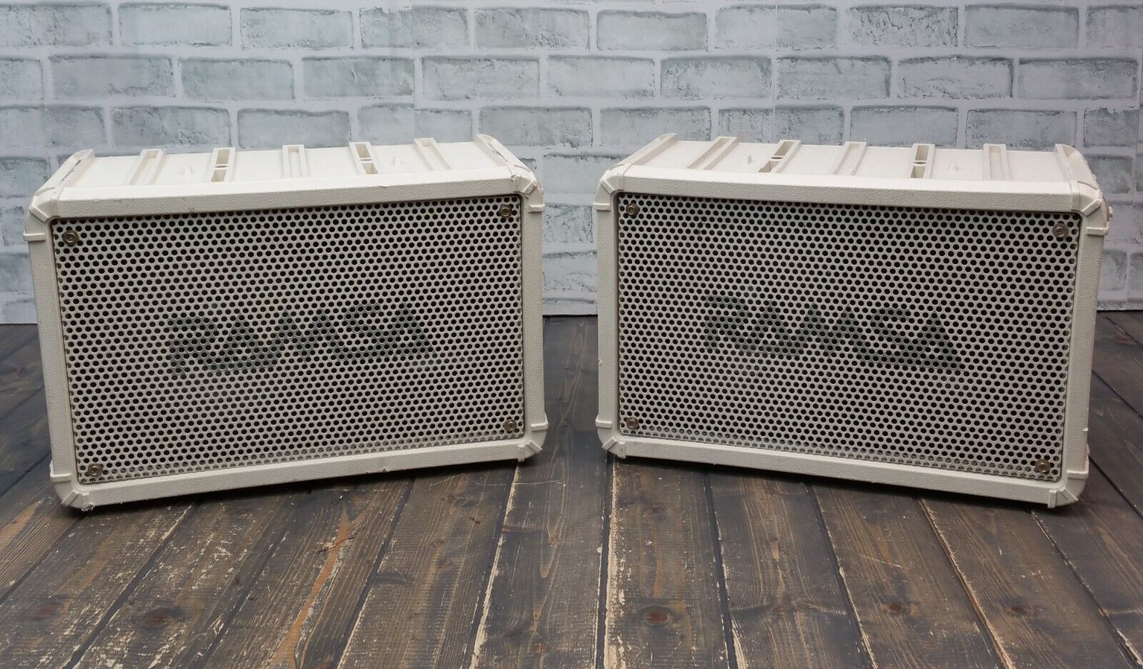 PAIR of Panasonic RAMSA WS-A80 WHITE Speaker System 160 Watts