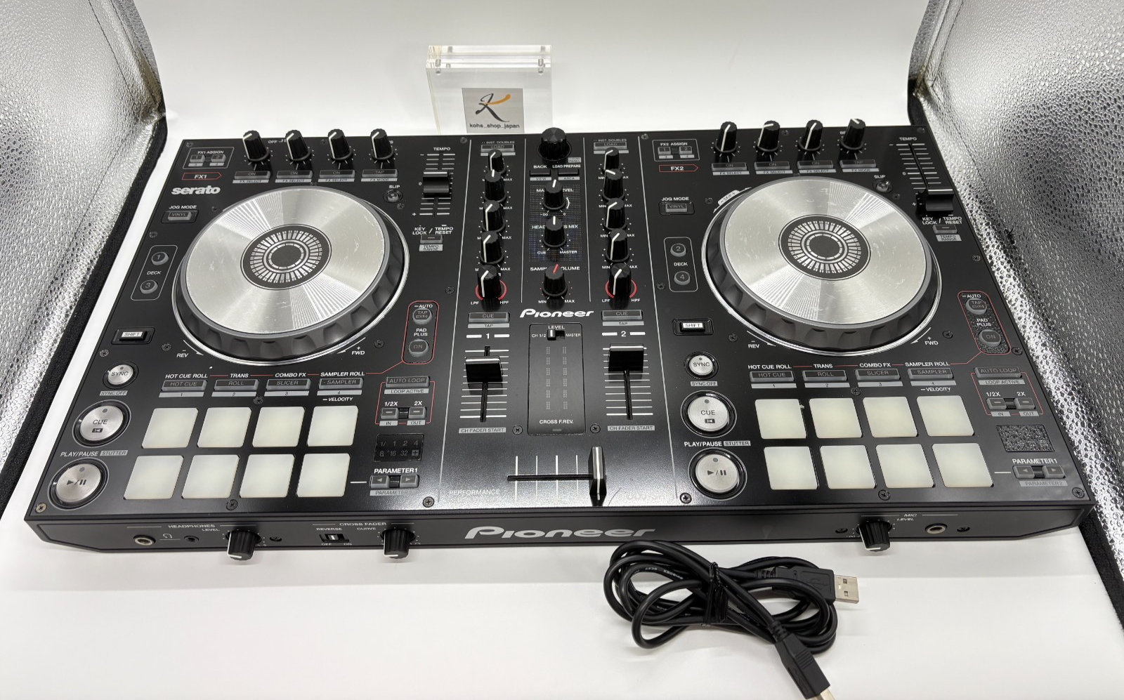 Pioneer DJ DDJ-SR DJ Controller Black Performance 2-Channel Good