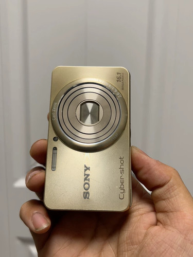 SONY Cyber Shot DSC-W570 Gold Digital Camera 16.1MP 5x Zoom