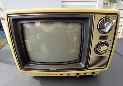 Vintage 1978 Toshiba C097 TV Television Blackstripe | eBay