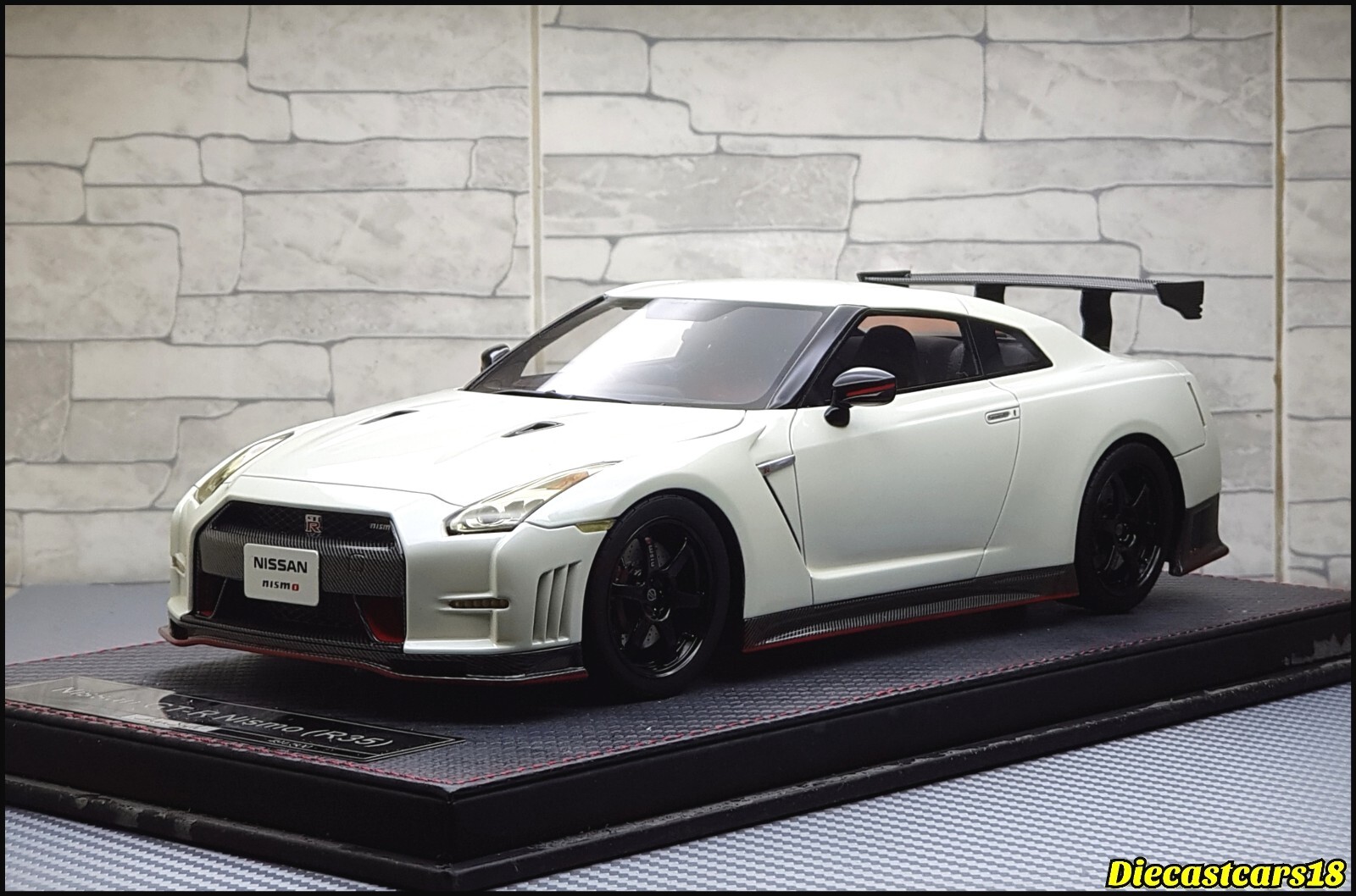 1/18 Avanstyle Nissan GTR R35 Nismo White 491-500 Pcs | eBay