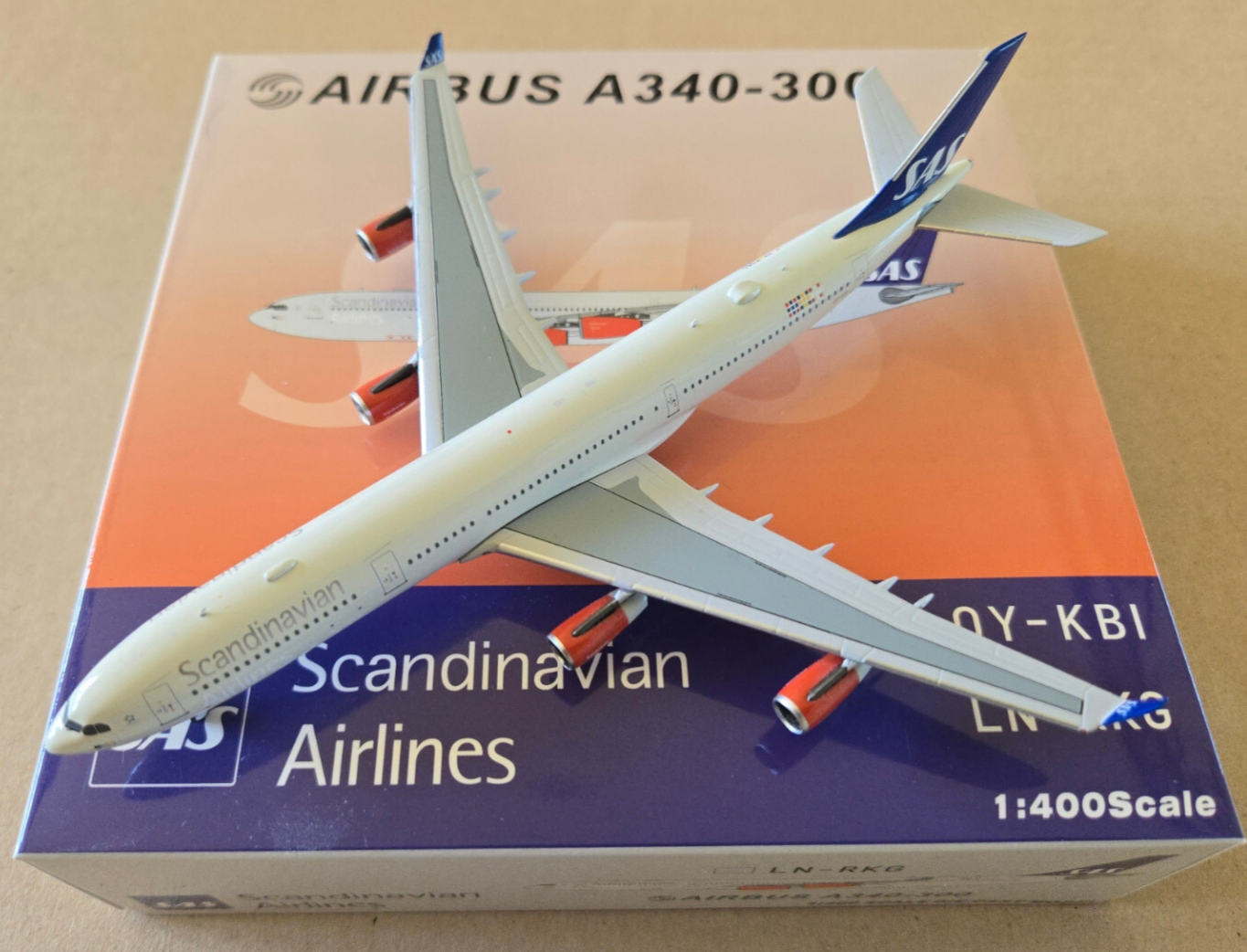 1:400 Airbus A340-300 SAS Scandinavian Airlines OY-KBI Panda Model