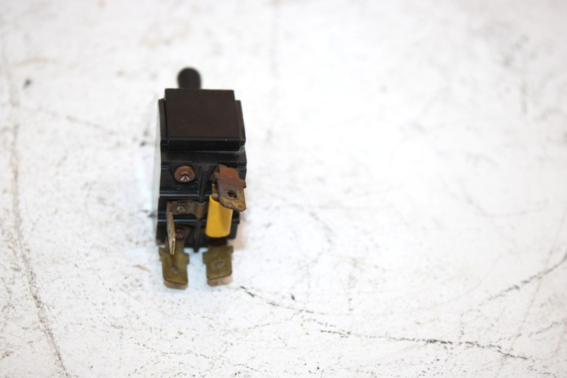 97 Arctic Cat Jag 440 Deluxe Oem Toggle Switch 0609-187 Q1938 | eBay
