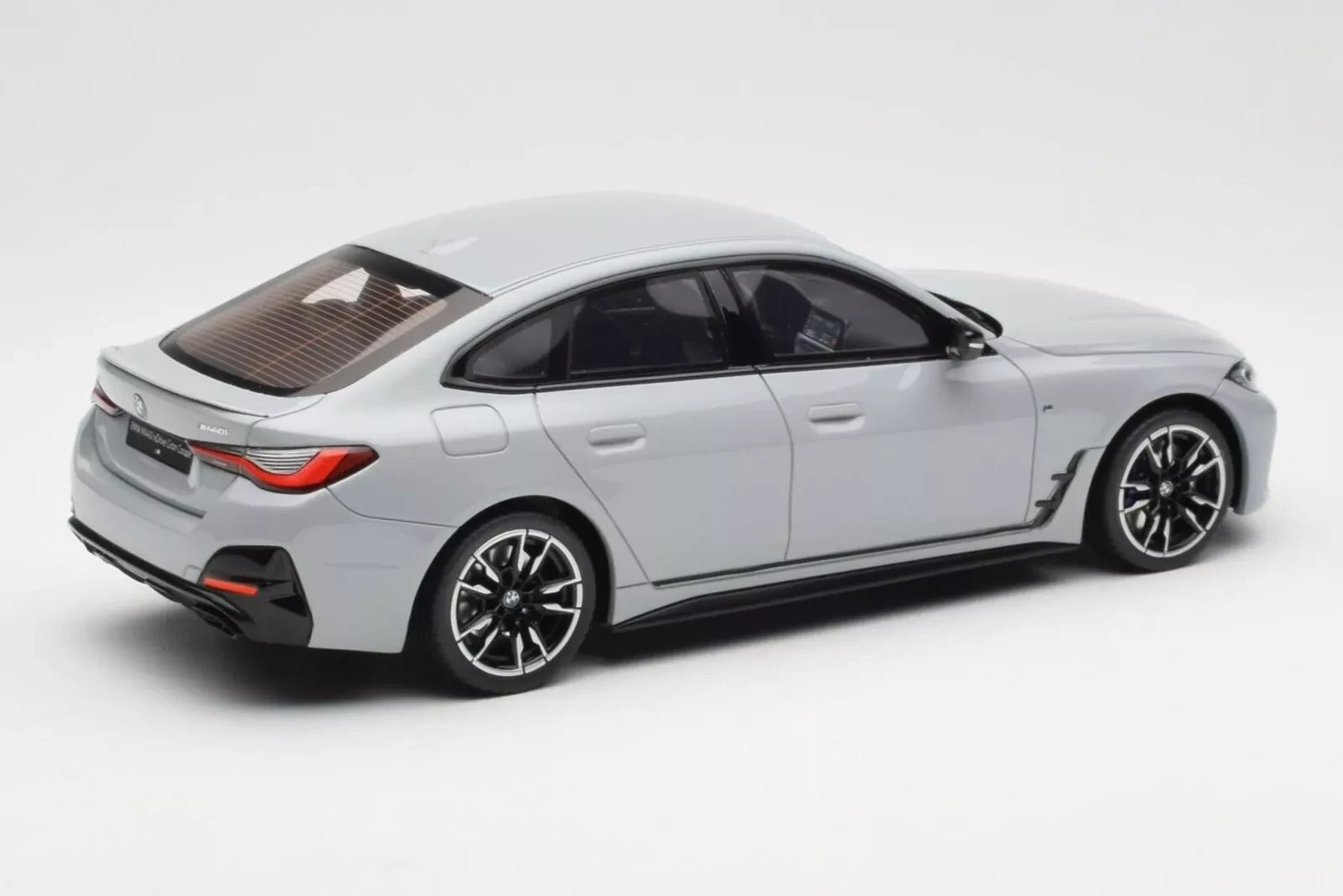 1/18 BMW M440i xDrive Gran Coupe 2021 Brooklyn Grey Model by Otto