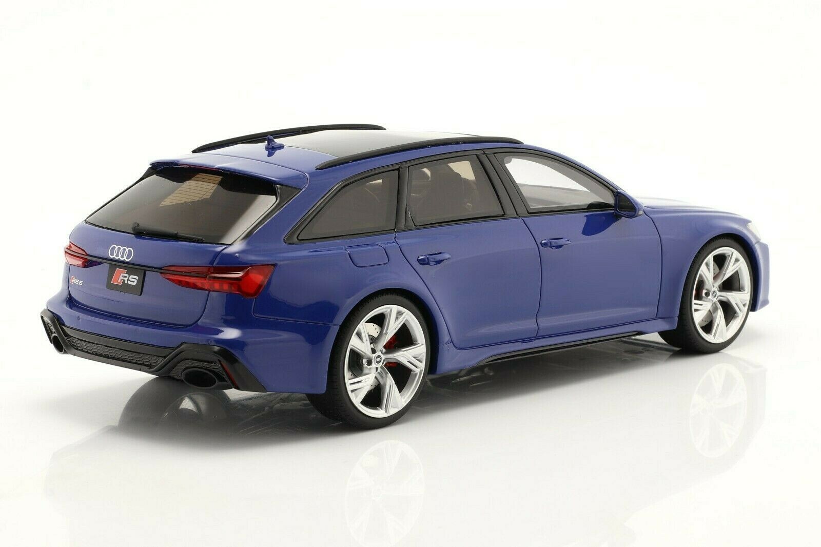 1/18 Audi RS6 Avant Nogaro Blue Resin Model Car by GT Spirit GT854