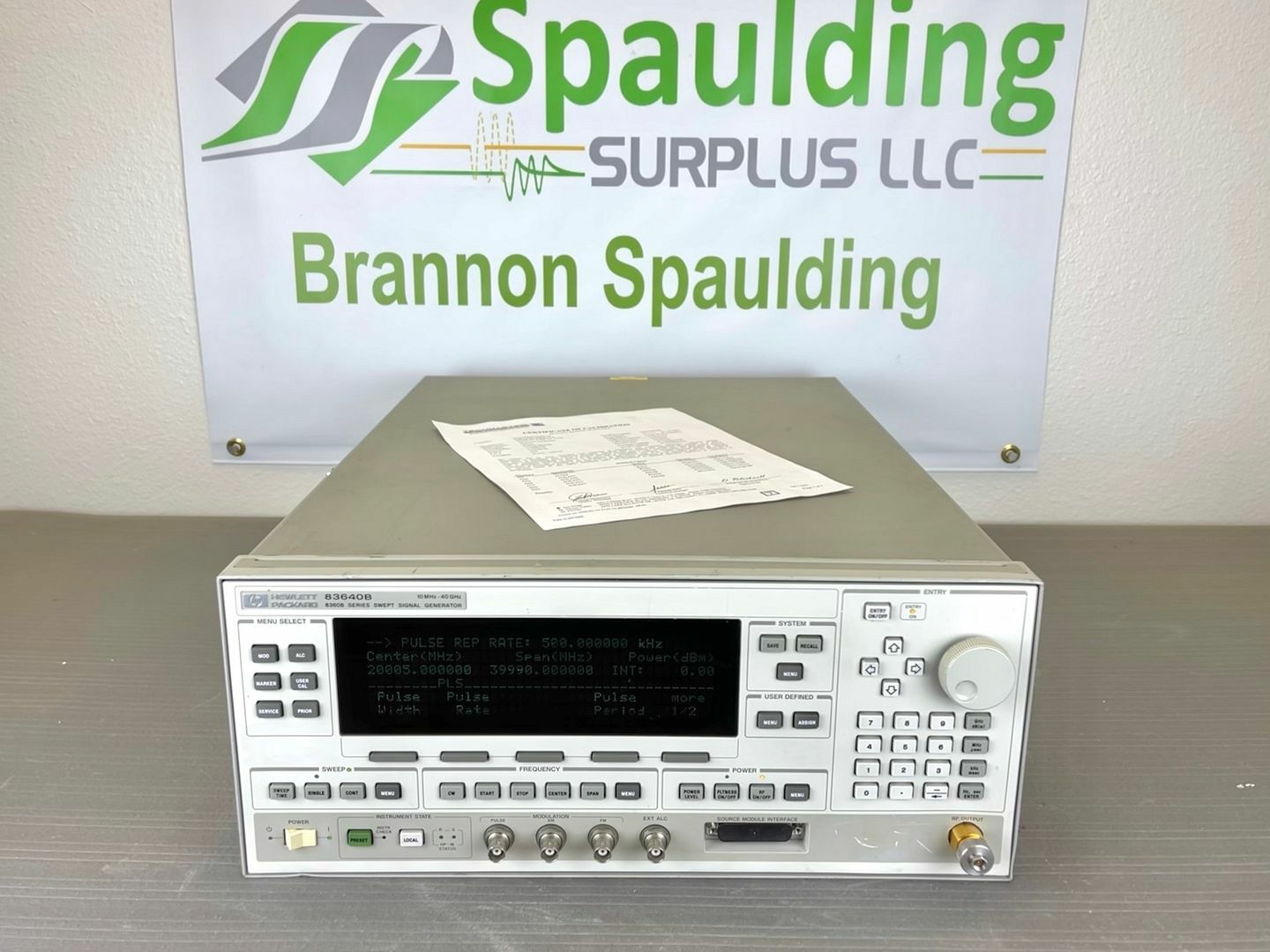 Agilent HP 83640B 10 MHz - 40 GHz Synthesized Sweep Signal