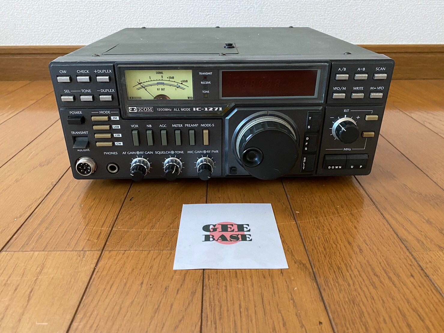 ICOM IC-1271 1200Mhz All Mode Transceiver | 10W | AM/FM | LCD
