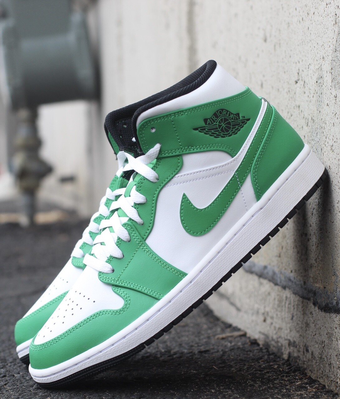 Nike Air Jordan 1 Mid Lucky Green White DQ8426-301 Mens New | eBay