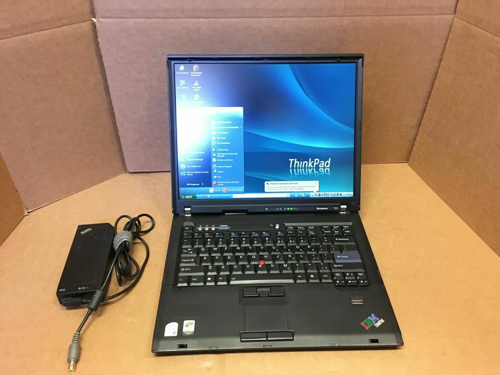 ノートPCケース Lenovo IBM ThinkPad T60 2623-M3J ノートPCケース