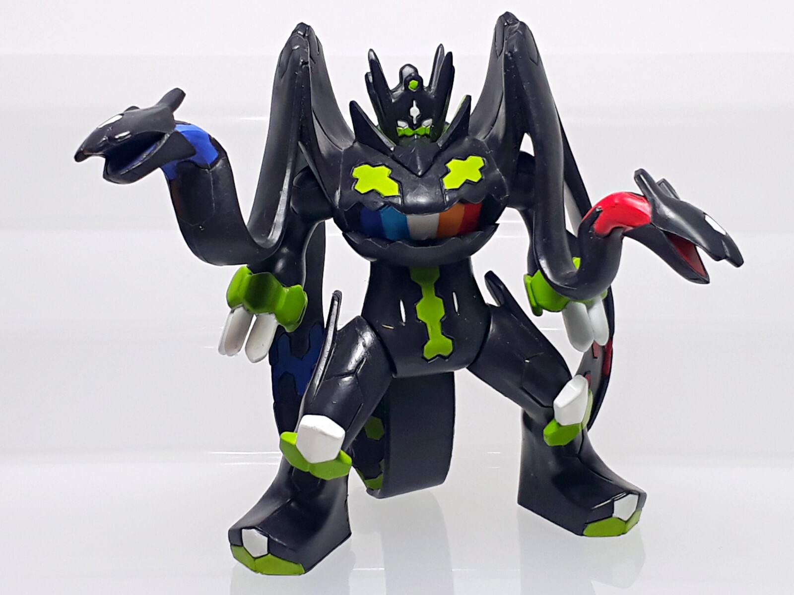 Zygarde Perfect Form 100% Pokemon Figure Takara Tomy Moncolle