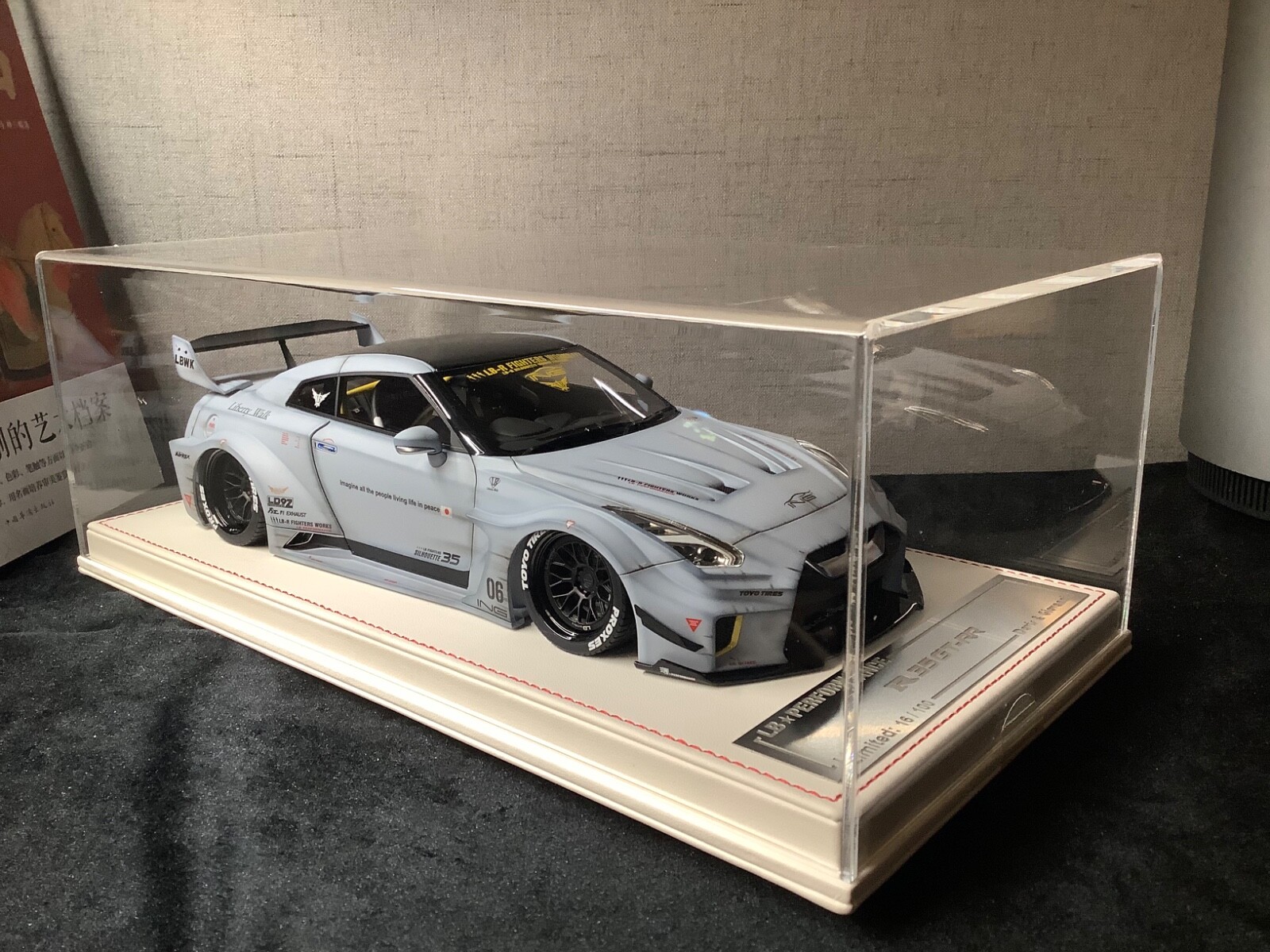 Nissan R35 GT-RR LBWK (Matt Gray) [Davis & Giovanni] 1/18 scale | eBay