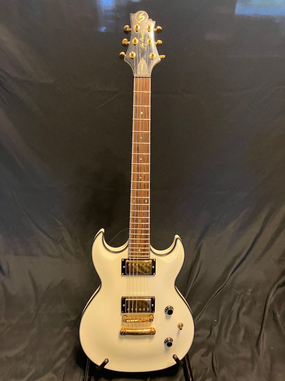 Samick Greg Bennett Torino White Guitar W/Soft Case-Nice!!!