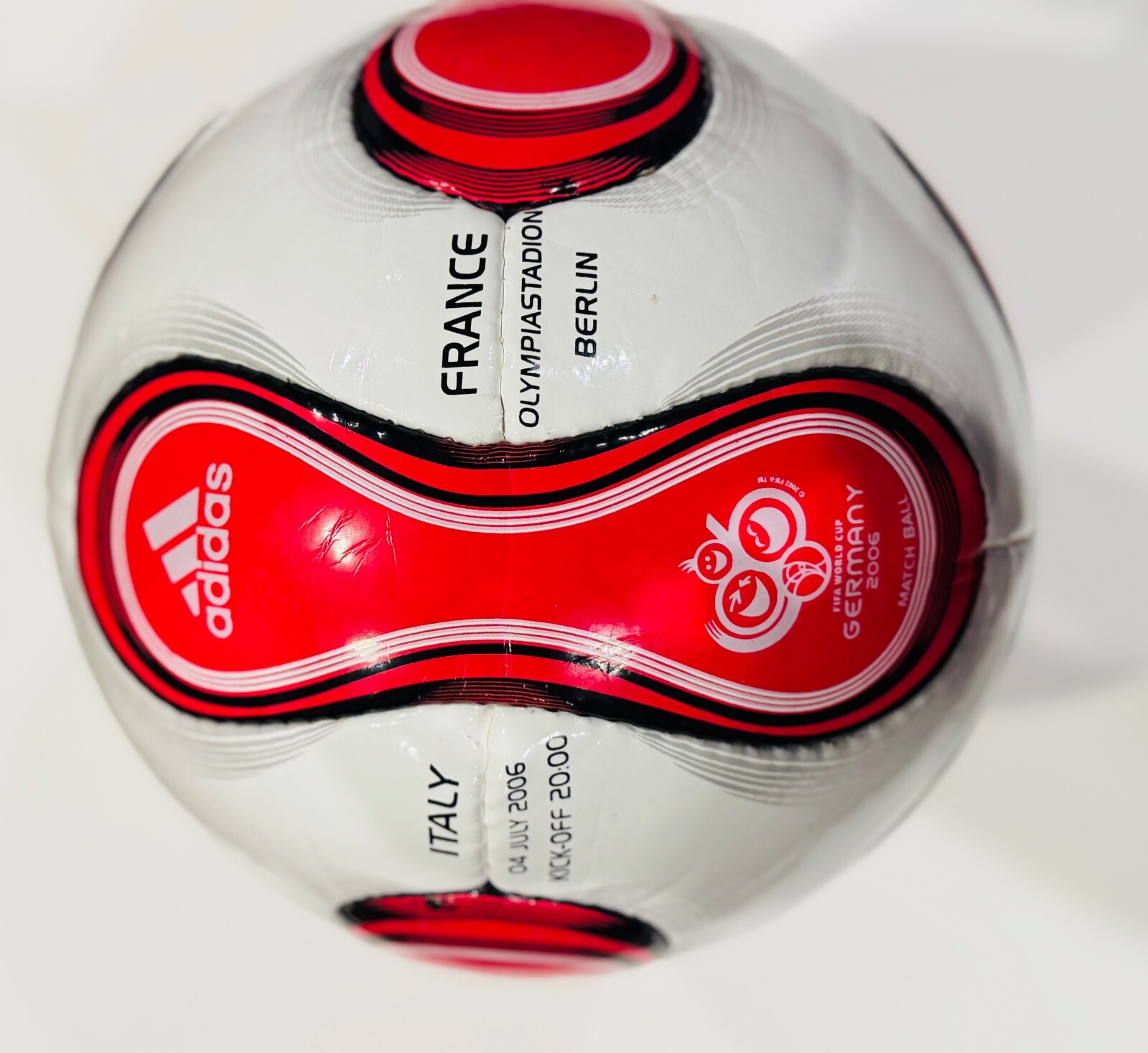 Adidas Teamgeist FIFA World Cup Germany 2006 Official Match Soccer