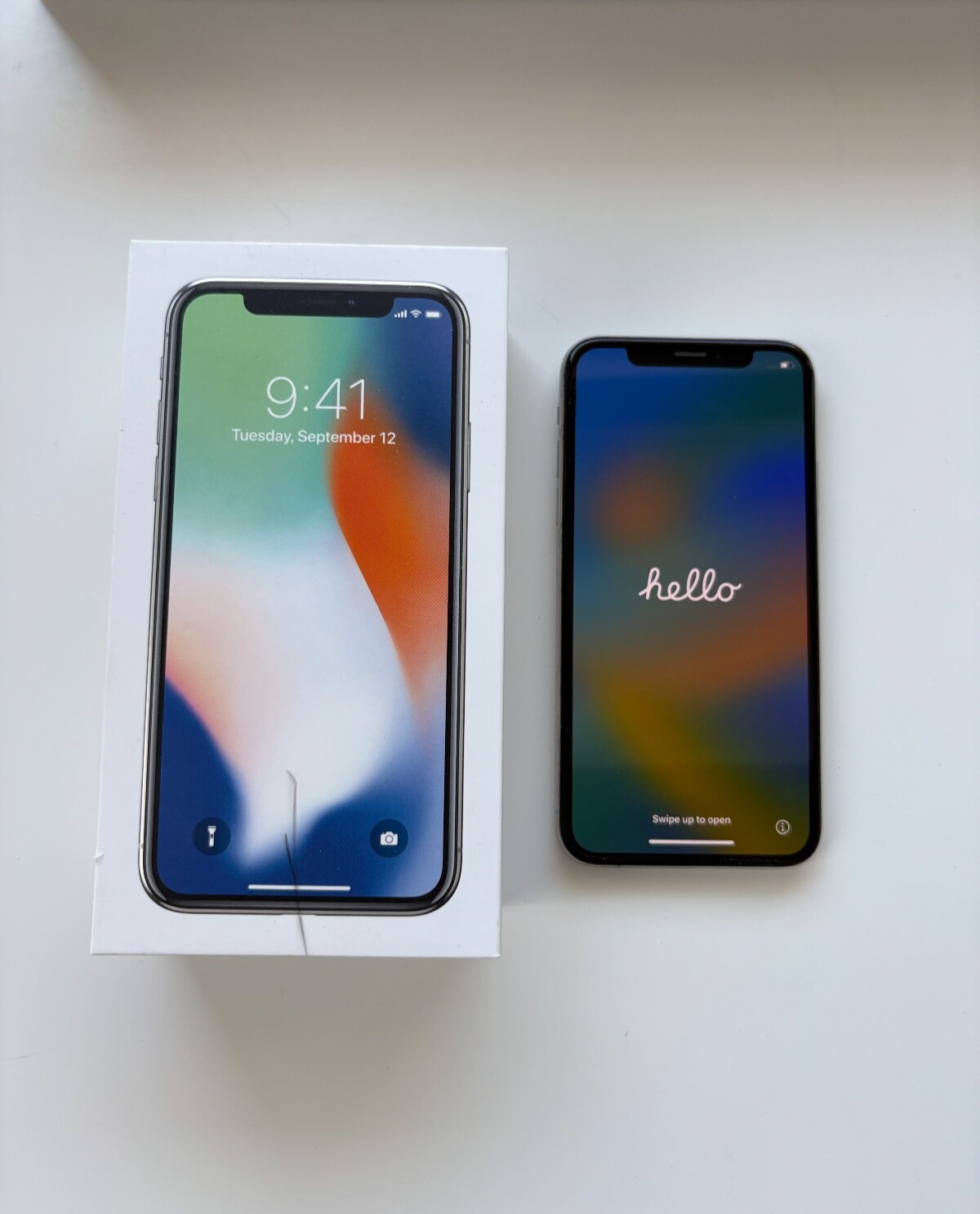 Apple iPhone X - 64GB - Silver (Unlocked) A1865 (CDMA + GSM