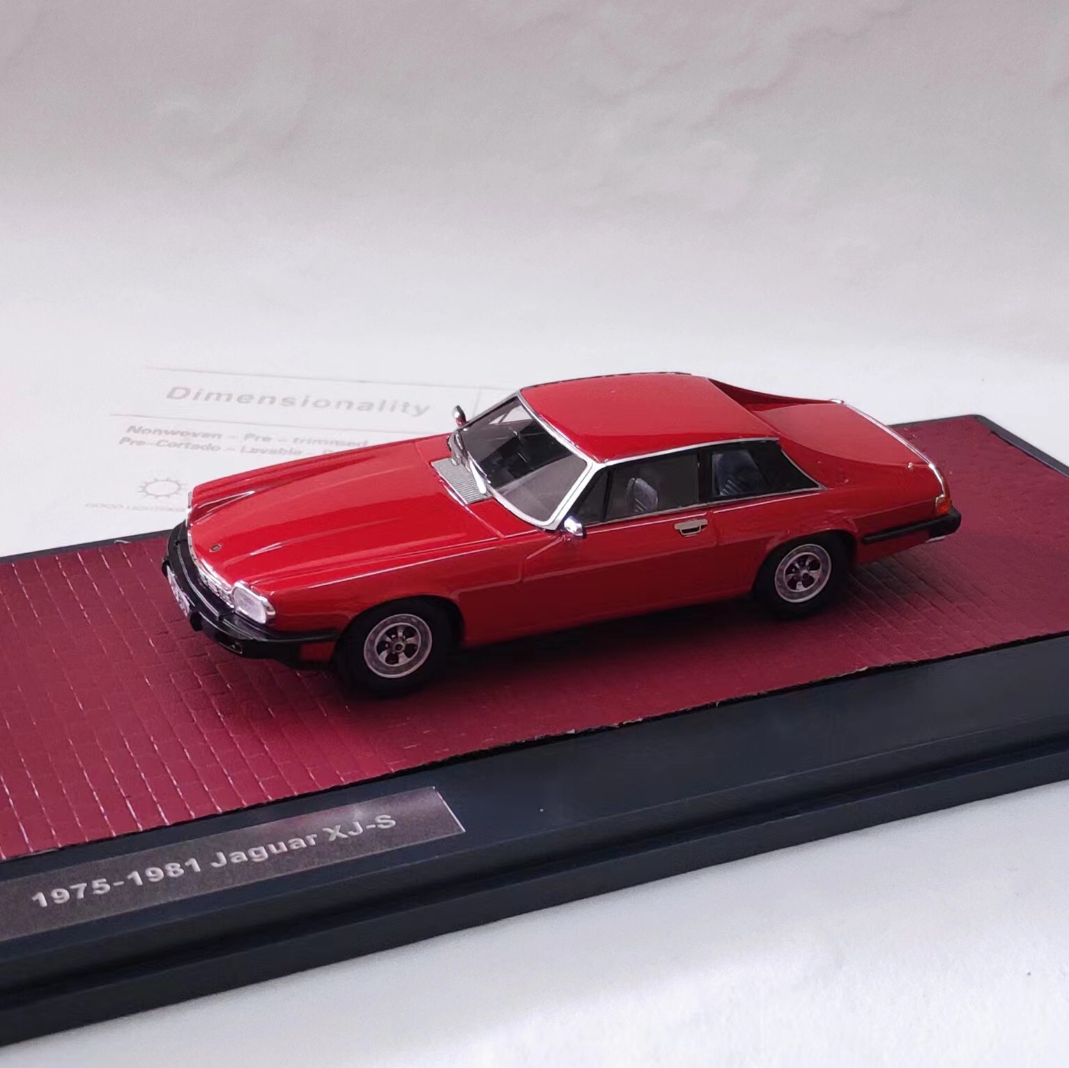 Matrix Resin Model Car 1/43 Jaguar XJ-S Coupe 1975 red | eBay