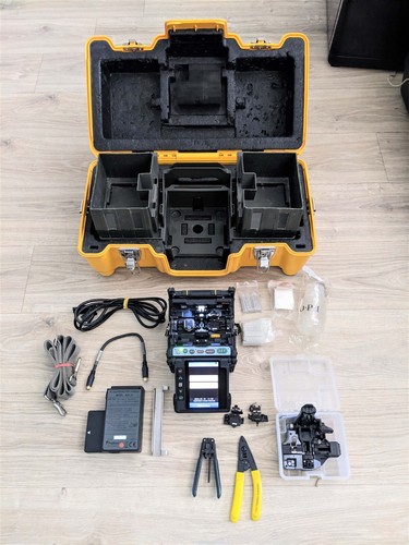 ✓Fujikura 70S Fusion Splicer CT-50 Cloaver 5352 arcs only Full