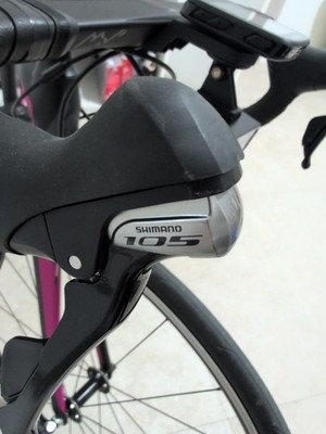 Shimano 105 ST-5800 Right Hand Lever Name Plate w/ Fixing Screw