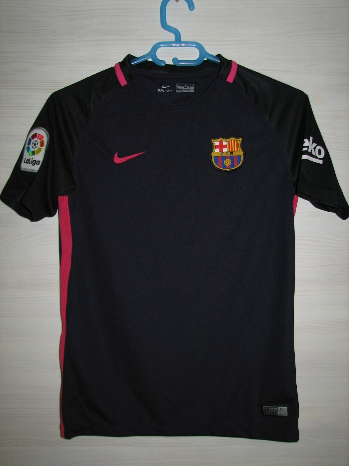 BARCELONA 2016-17 AWAY SHIRT NIKE SOCCER SIZE LBoys | eBay