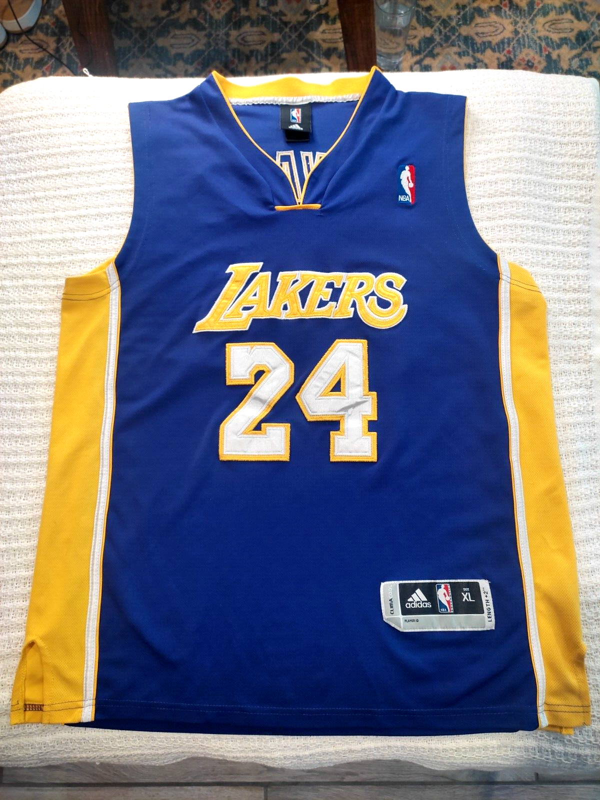 Kobe Bryant #24 L.A. Lakers Stitched Official NBA Jersey XL +2