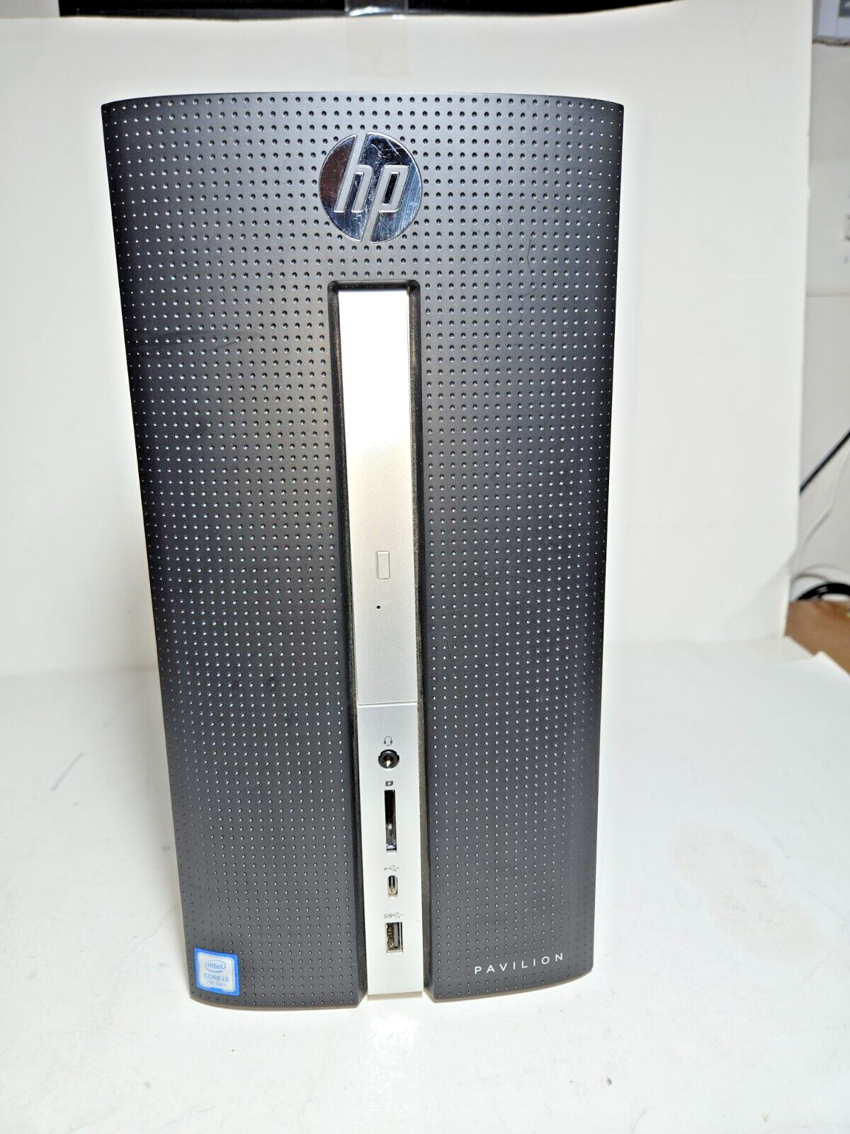 HP Pavilion 570-p064 i3-7100 3.9GHz 8GB RAM 128GB SSD/1TB HD Win