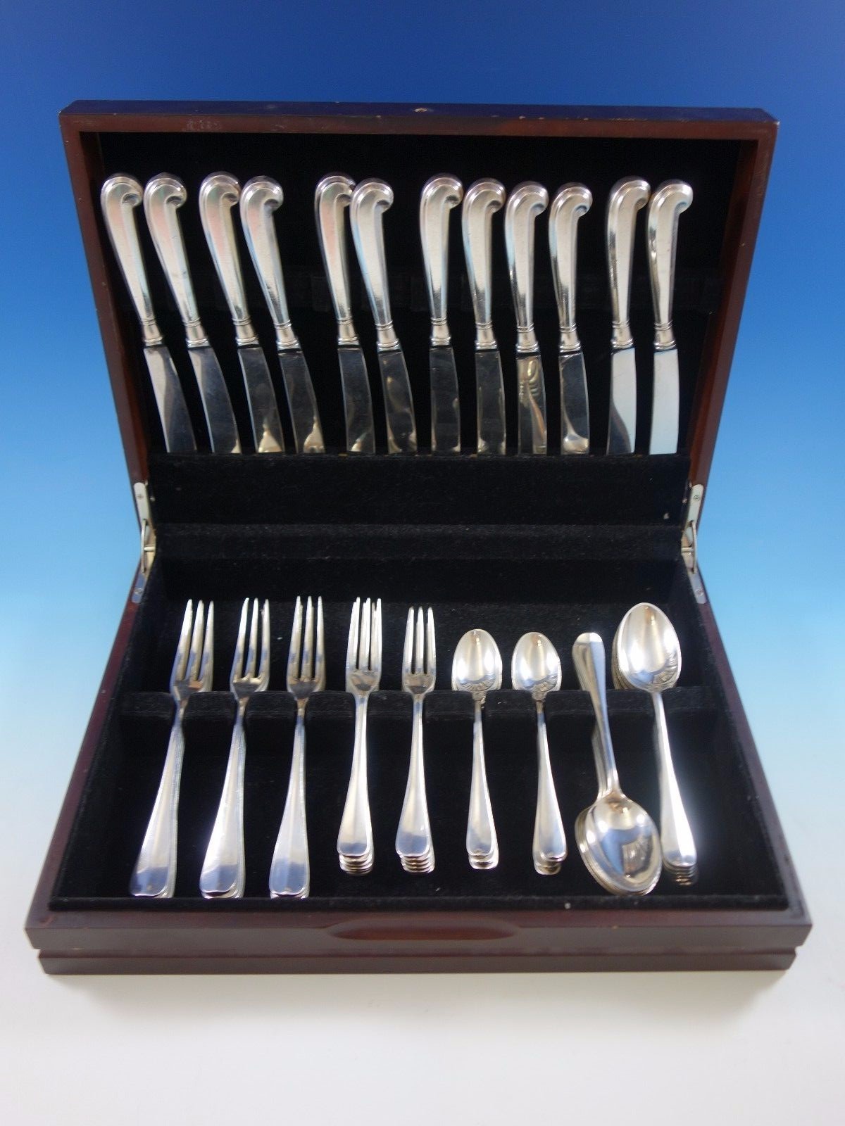 Queen Anne Williamsburg by Stieff Sterling Silver Flatware Set