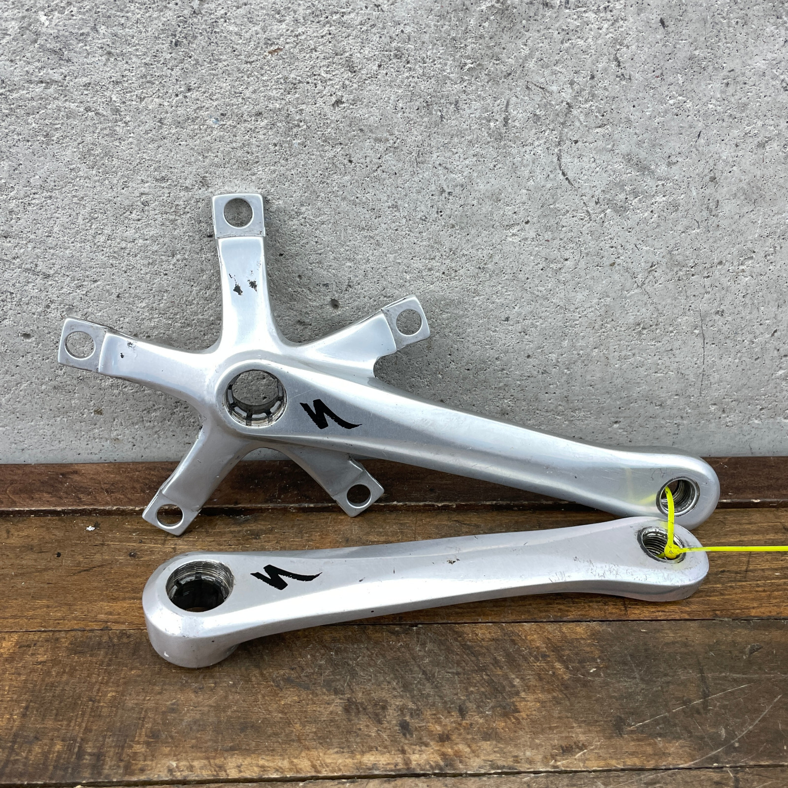 Vintage Specialized SPLINE Crank Set 172.5 mm 74 130 BCD Triple