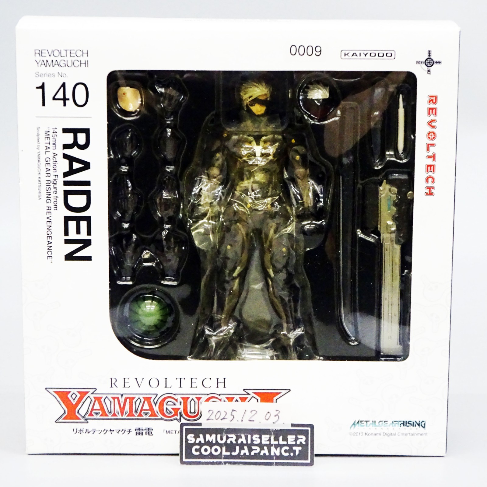 Revoltech Yamaguchi 140 Metal Gear Rising Revengence Raiden Figure