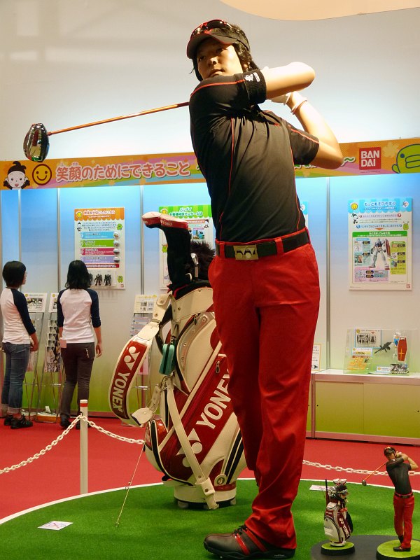 石川遼選手からキュアサンシャインまで、東京おもちゃショー2010で展示