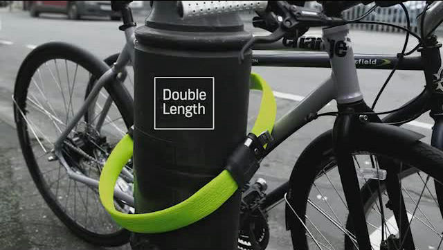 超頑丈なのに曲げて楽々持ち運べる軽量の自転車ロック「LITELOK(ライト