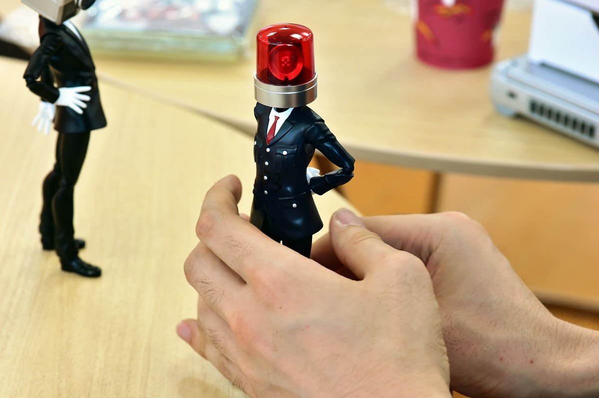 NO MORE映画泥棒」のカメラ男＆パトランプ男でやりたい放題できるS.H.