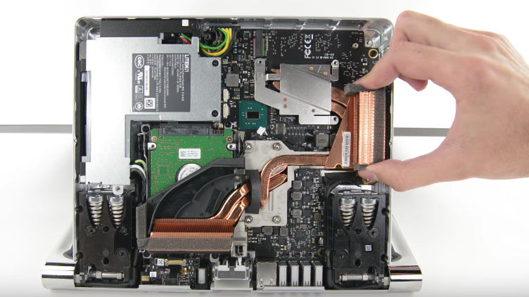 Microsoftの液晶一体型PC「Surface Studio」がバラバラに分解され高