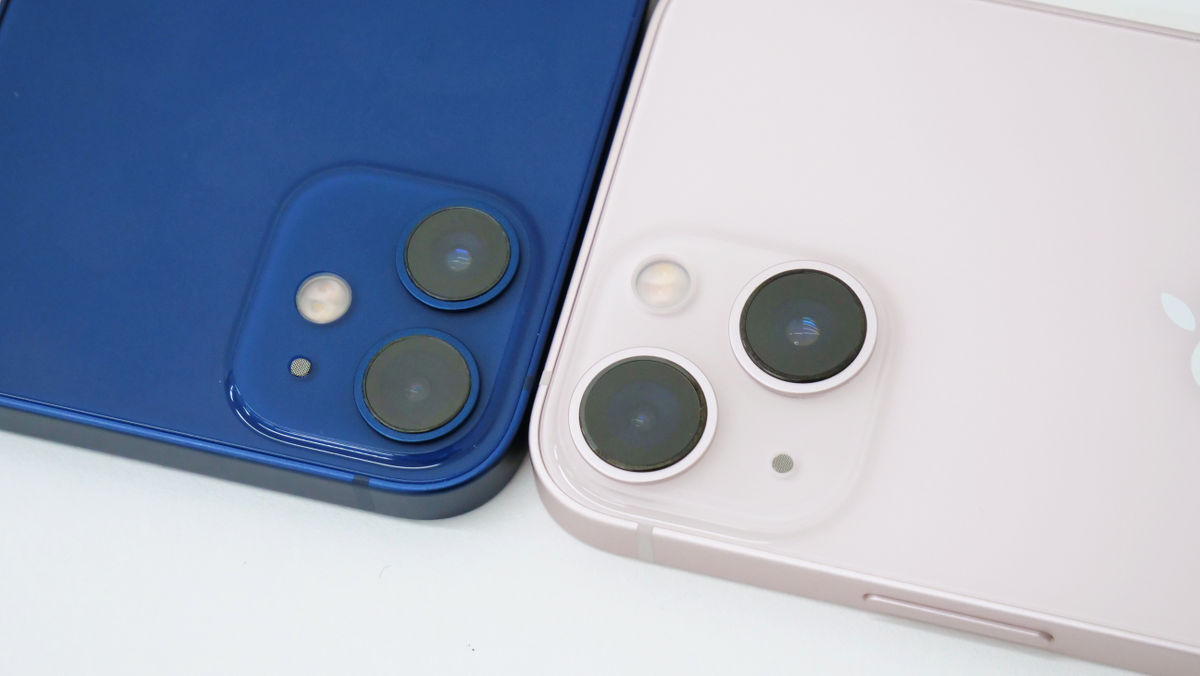 Thorough comparison of the appearance and performance of a total