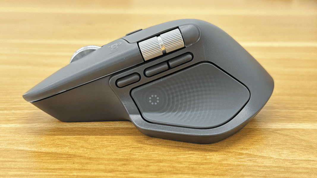 ロジクールの最上位ワイヤレスマウス「MX Master 4」速攻フォト