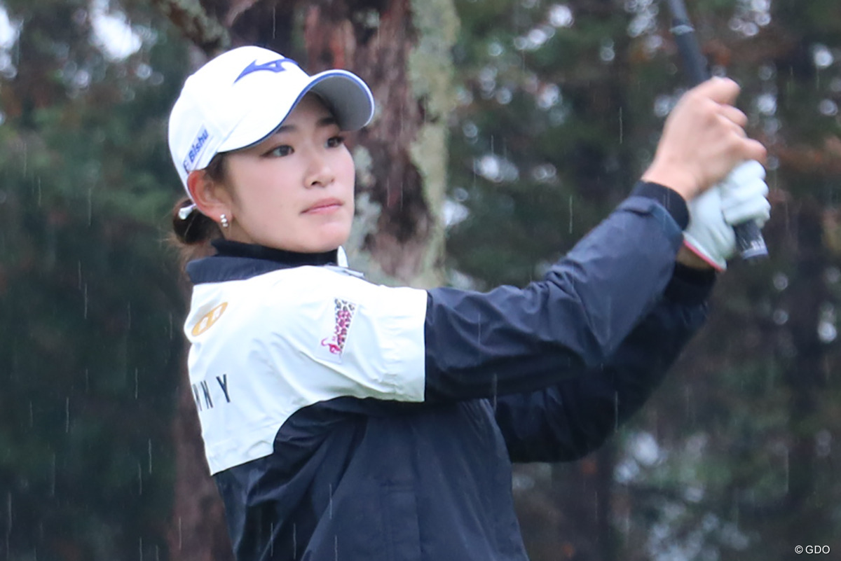 首位発進の原英莉花「シード選手のプライド持って」 【国内女子ツアー
