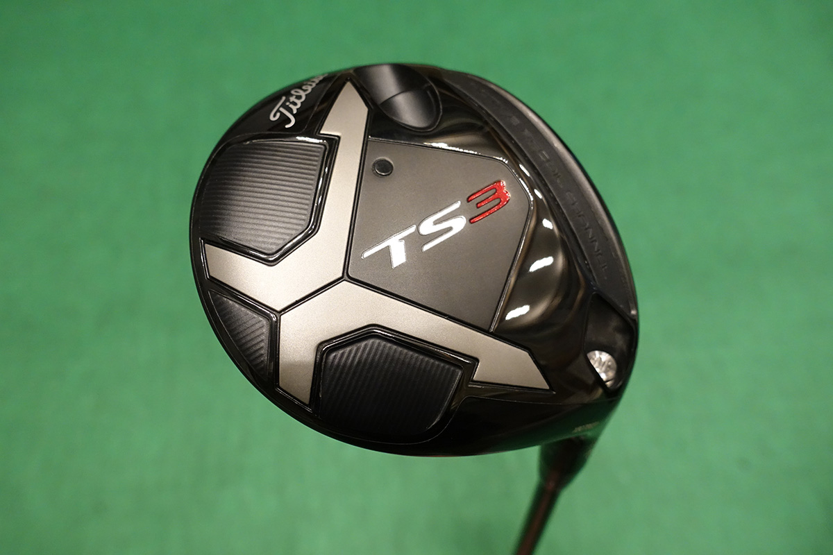 ボールスピードの速い強弾道でぶっ飛び！タイトリスト TS3