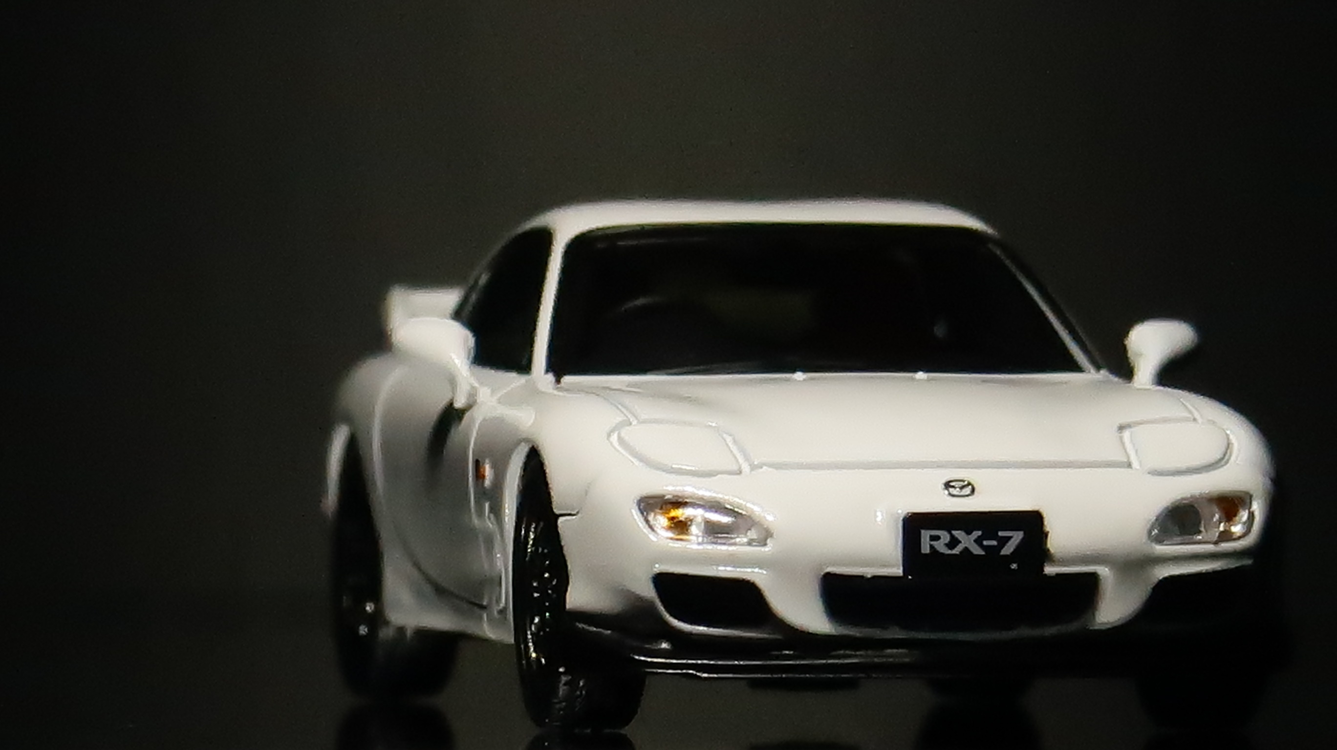 モデルインプレッション】 Hobby JAPAN 1/64 Mazda RX-7 (FD3S) Spirit