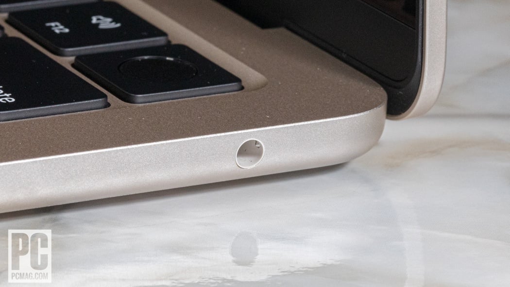 Apple MacBook Air (2022, M2) Review | PCMag